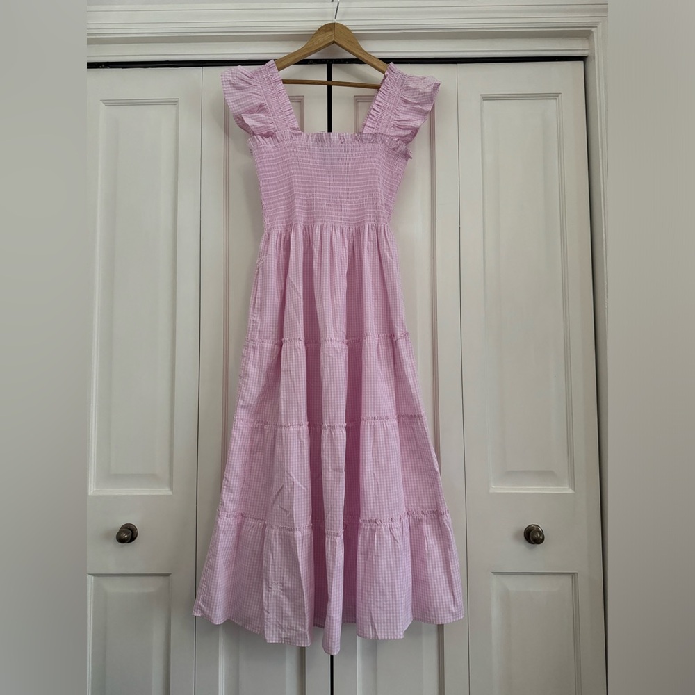 Great condition used once. Hill House Pink Gingham Dress